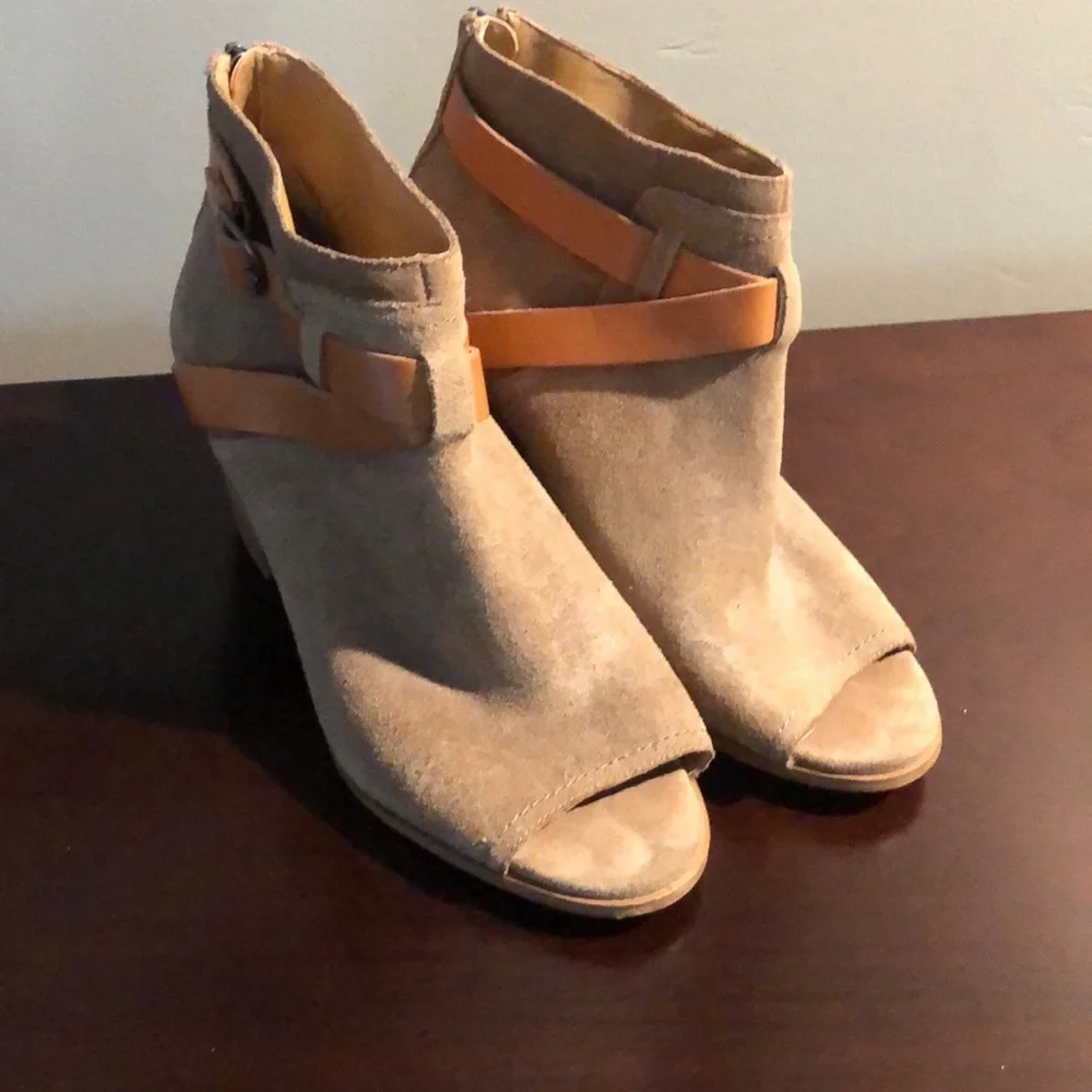 Lucky 🍀 Brand Haryson Bootie 8.5 - Picture 9 of 9